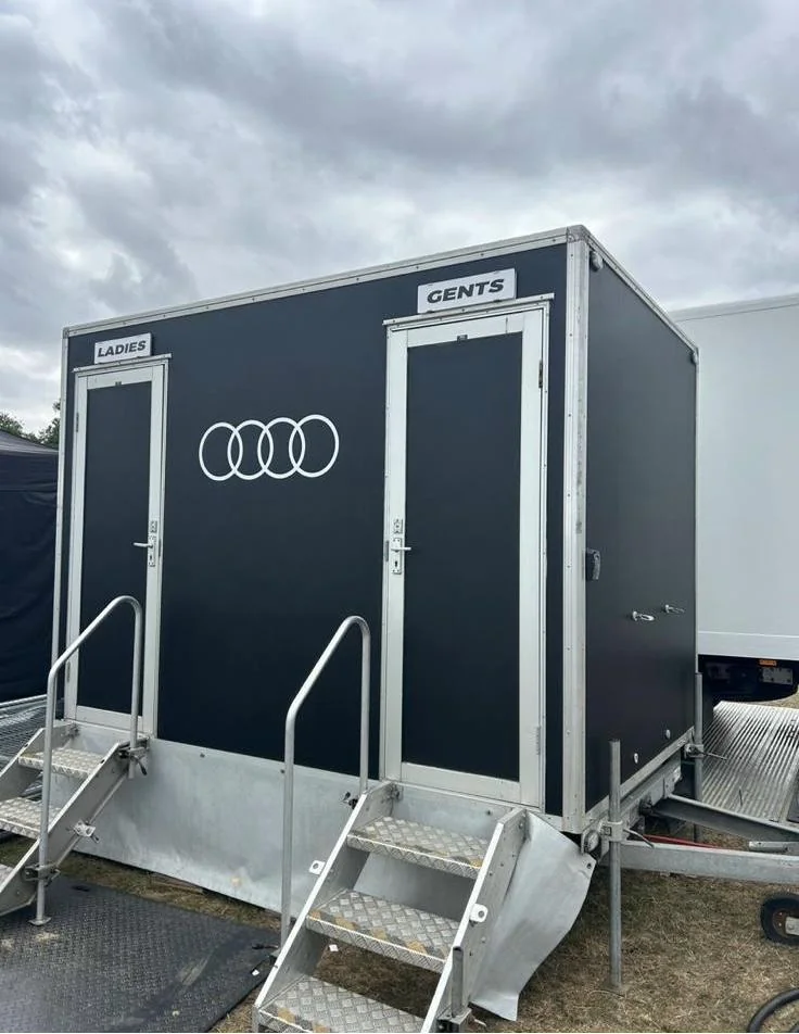 Audi, photo 2: Cabin wrap for a vehicle event