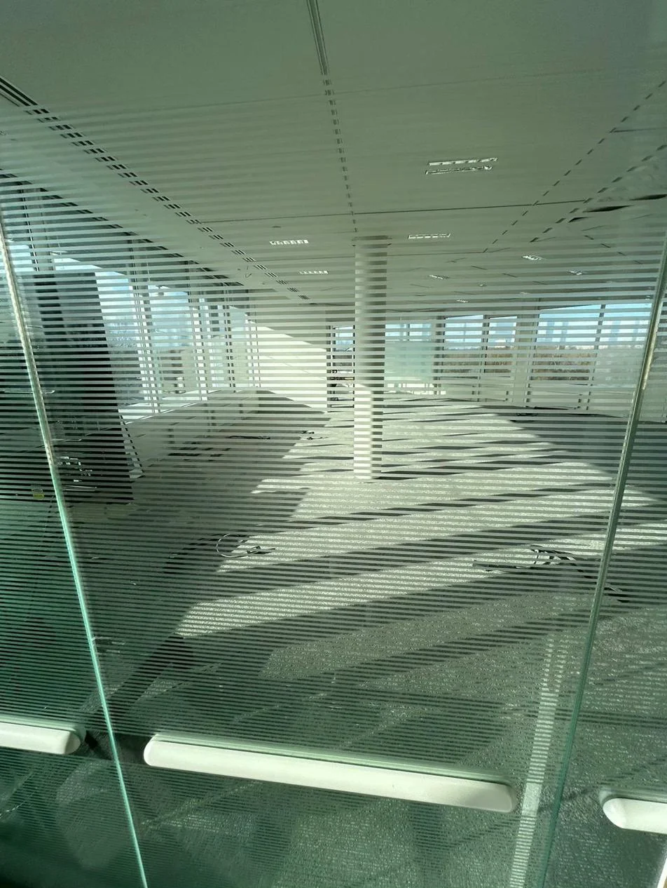 British Airways HQ, photo 1: Frosted window vinyls, Waterside