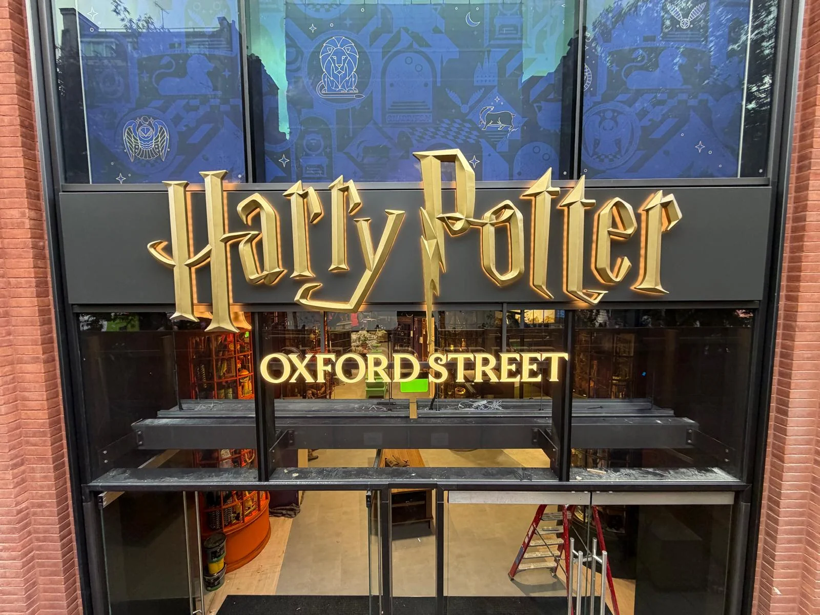 Harry Potter, photo 1: Illuminated built-up lettering and window vinyl, Oxford Street