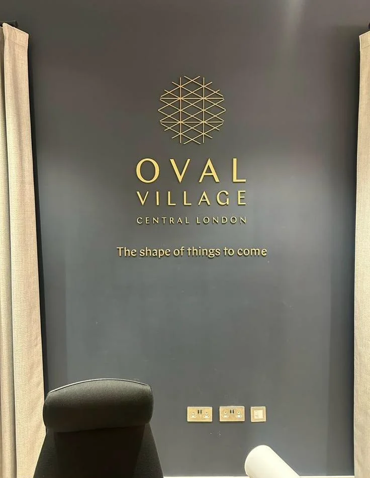 Acrylic lettering, photo 1: Template installation of acrylic lettering